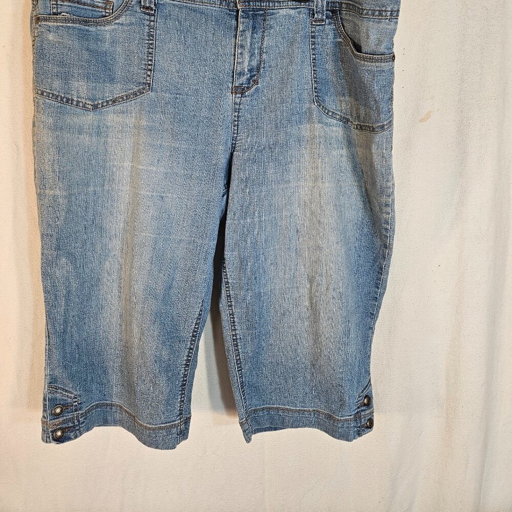 Sonoma Shorts for Women -- ITEM #2227 - Picture 3 of 4